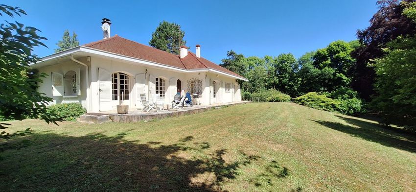 Image Façade à  maison individuelle de Bourg-en-Bresse