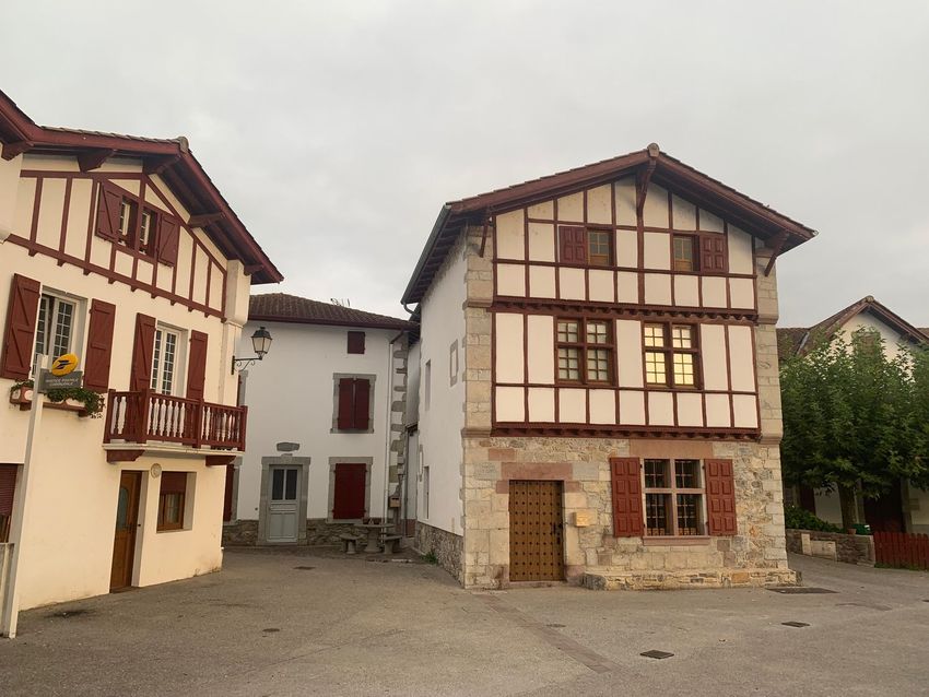 Image Façade à  maison individuelle de Ossès