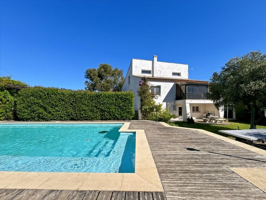 Image Piscine à  maison individuelle de Puget-sur-Argens