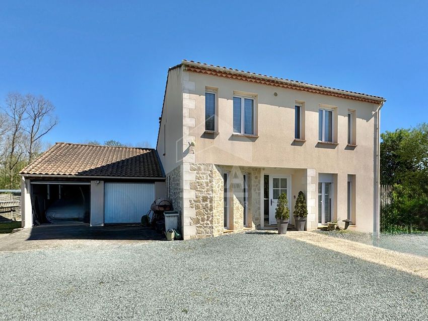 Image Façade à  maison individuelle de Bernay-Saint-Martin