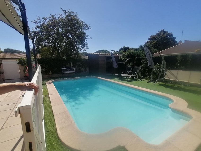 Image Piscine à  maison mitoyenne de Pézenas