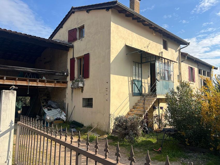 Image Façade à  maison individuelle de Arnas