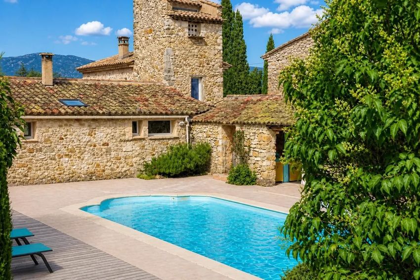 Image Piscine à  maison individuelle de Banon
