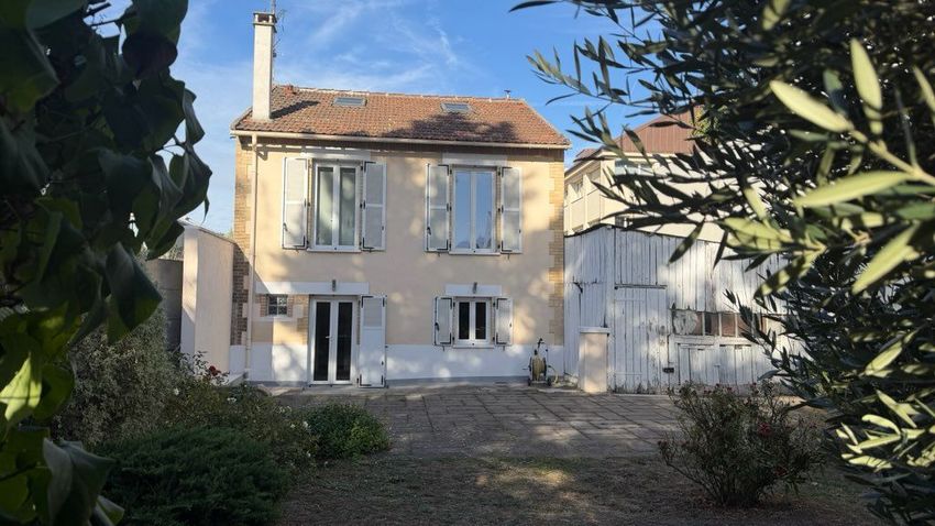Image Façade à  maison individuelle de Nanterre