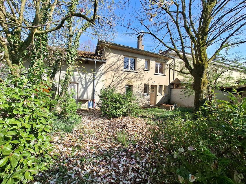 Image Façade à  maison mitoyenne de Sermoyer