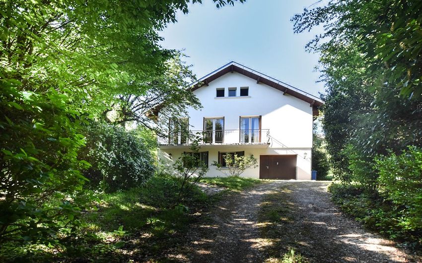 Image Façade à  maison individuelle de Thise