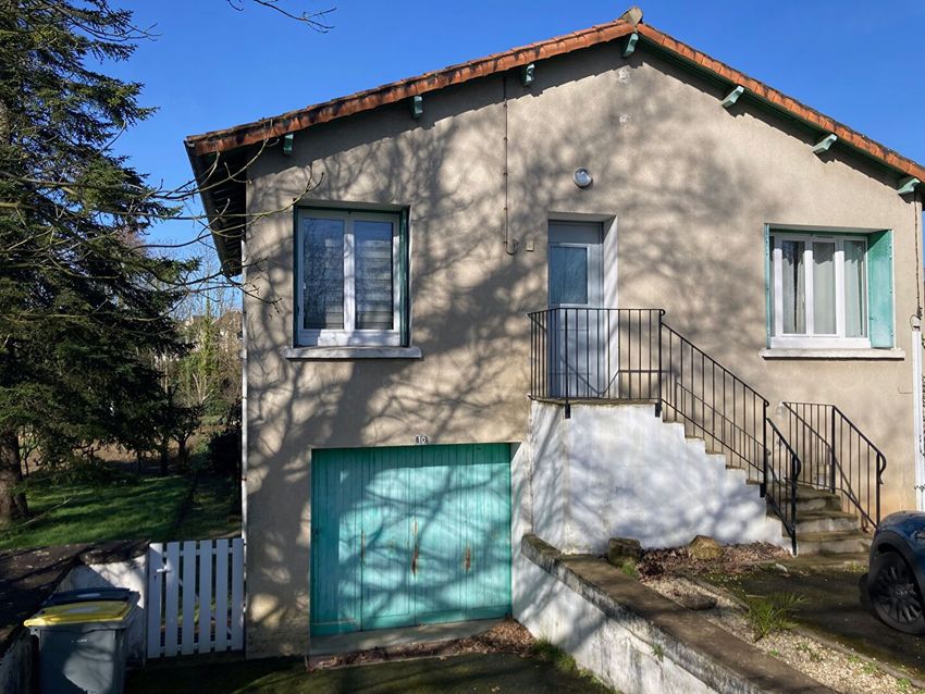 Image Façade à  maison individuelle de Saint-Maixent-l'École