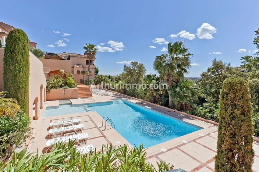 Image Piscine à appartement de Sainte-Maxime