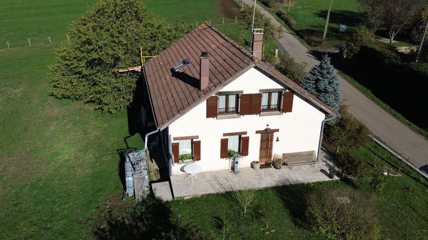 Image Façade à  maison individuelle de Saint-Benoît-la-Chipotte