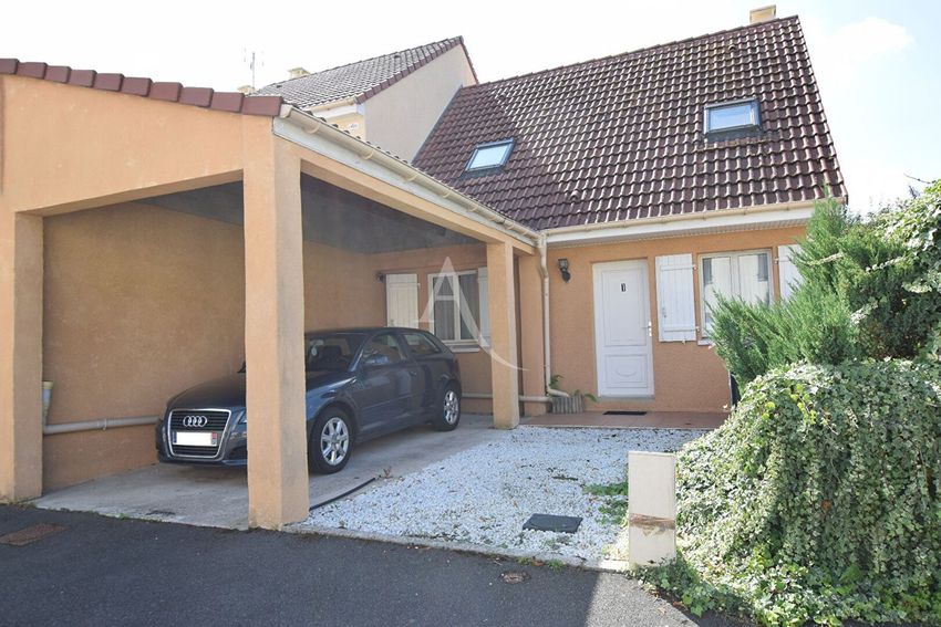 Image Façade à  maison mitoyenne de Nangis