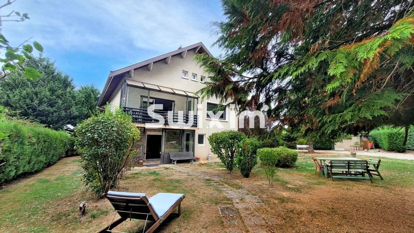 Image Façade à  maison individuelle de Louhans