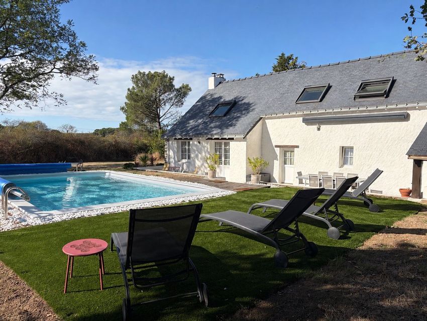 Image Piscine à  maison individuelle de Saint-Molf