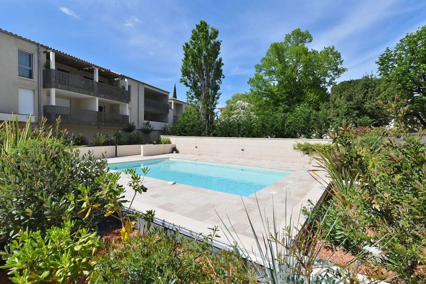Image Piscine à appartement de Uzès