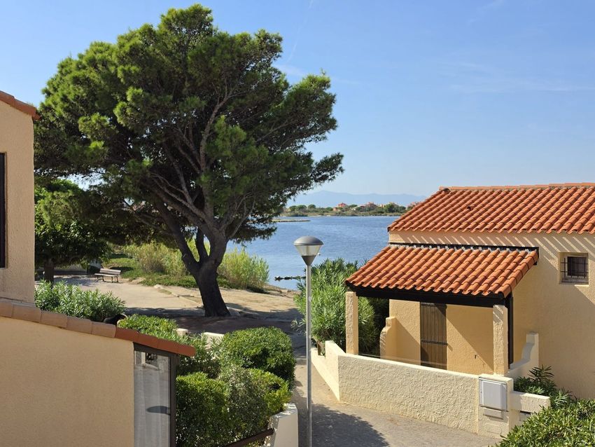Image Façade à appartement de 70 Résidence les Nautiques de Golf