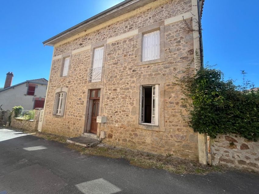 Image Façade à  maison individuelle de Saint-Auvent
