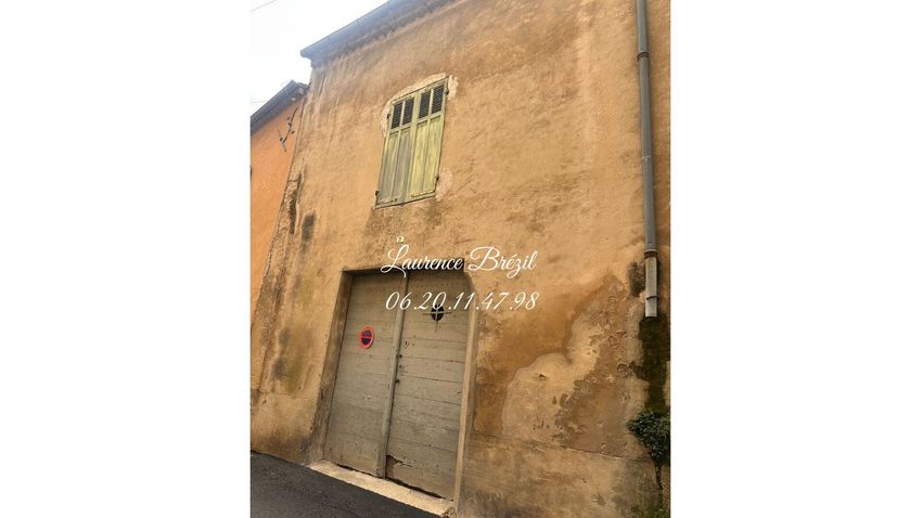 Image Vue à  maison de village de Valensole