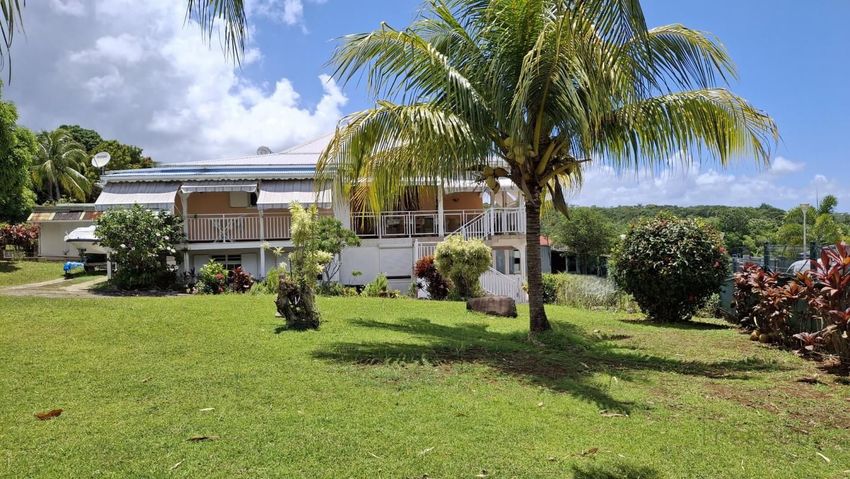 Image Façade à  maison individuelle de Goyave