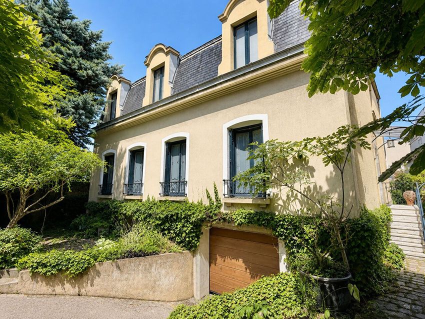Image Façade à  maison individuelle de Bois-Colombes
