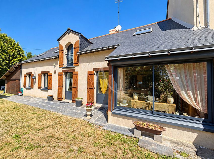 Image Façade à  maison mitoyenne de Nozay