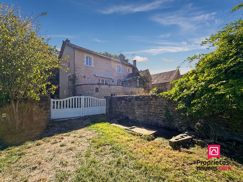 Image Façade à  maison individuelle de Givry