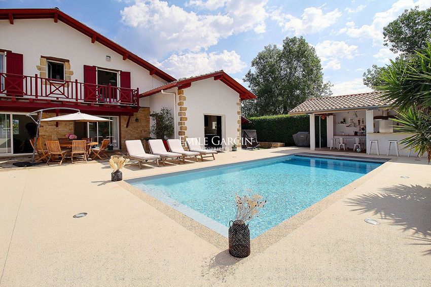 Image Piscine à  maison individuelle de Bidart