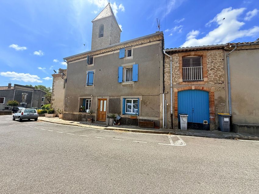 Image Façade à  maison de village de Lavalette