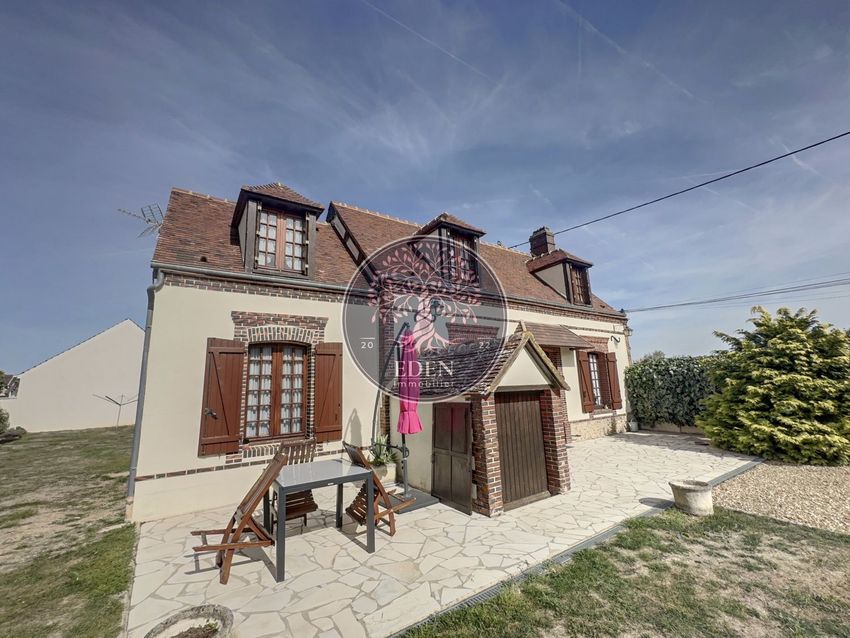 Image Façade à  maison individuelle de Tréon