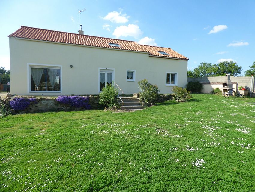 Image Façade à  maison individuelle de Saint-Viaud