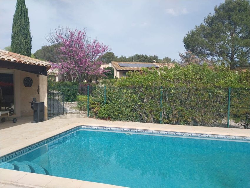 Image Piscine à  maison individuelle de 4 Lotissement le Belvédère des Beaumes