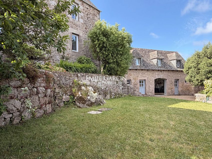 Image Façade à  maison individuelle de Louannec