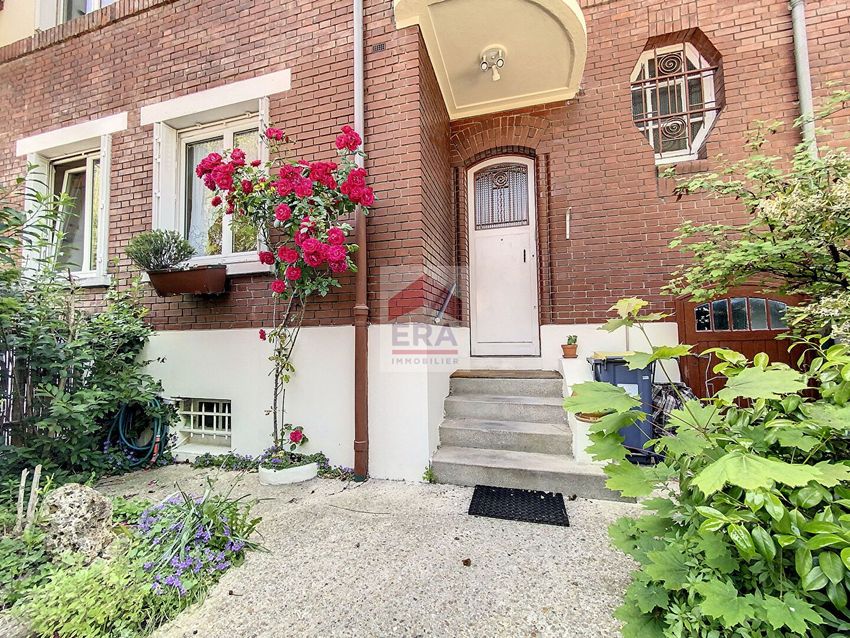 Image Façade à  maison individuelle de Suresnes