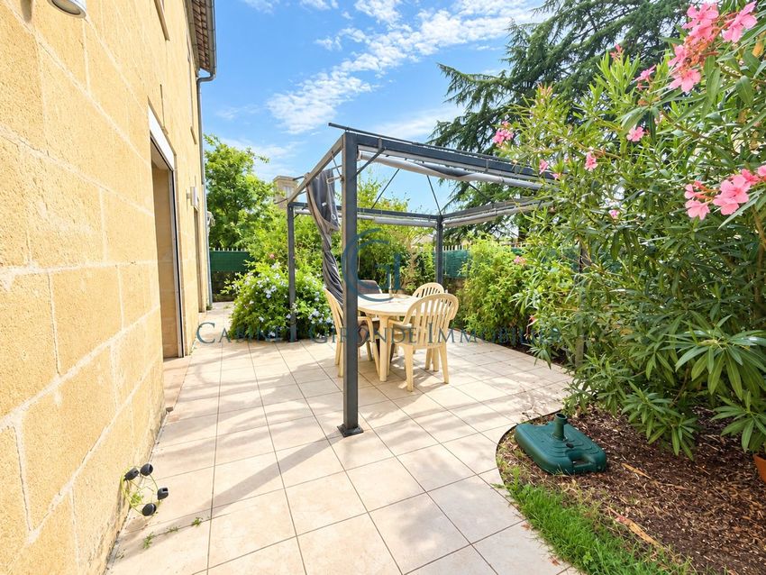 Image Terrasse à  maison individuelle de Arveyres