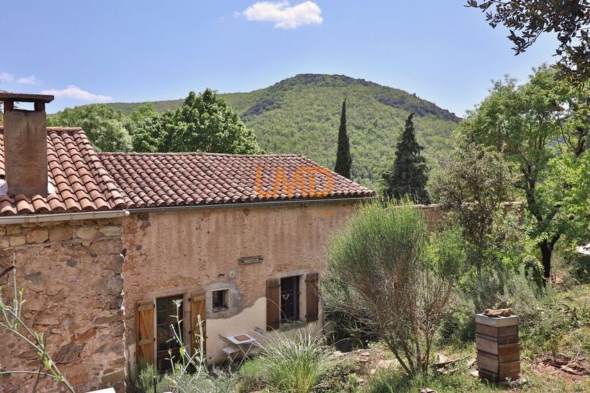 Image Façade à  maison individuelle de Avène