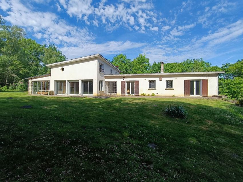 Image Façade à  maison individuelle de Julienne
