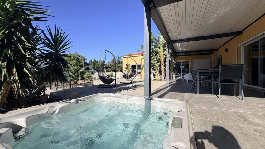 Image Piscine à  maison individuelle de Pézilla-la-Rivière