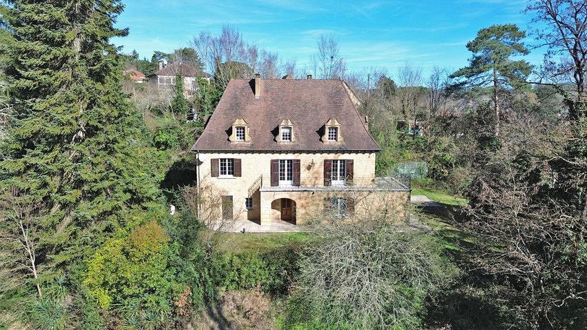 Image Façade à  maison individuelle de Sarlat-la-Canéda