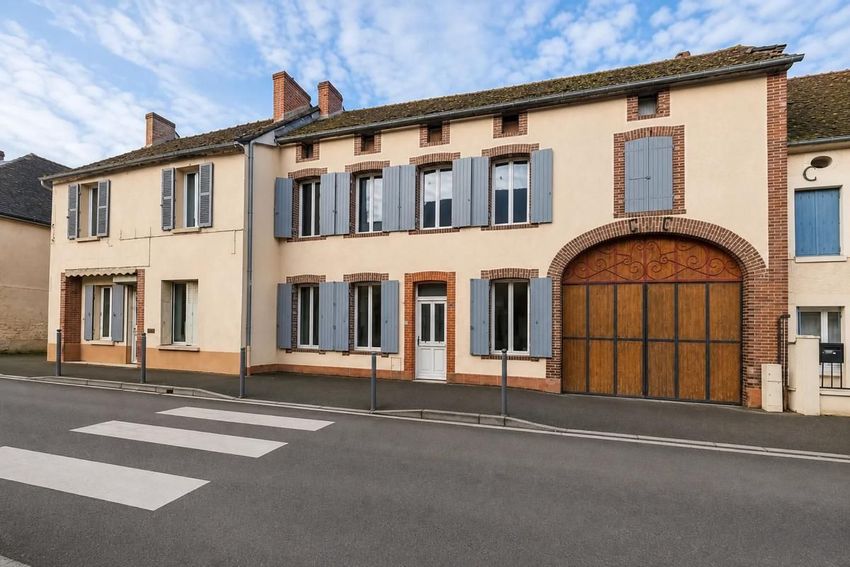 Image Façade à  maison de village de Venizy