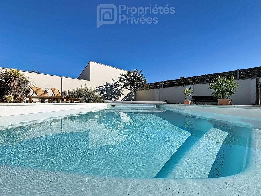 Image Piscine à  maison individuelle de Nuaillé-d'Aunis