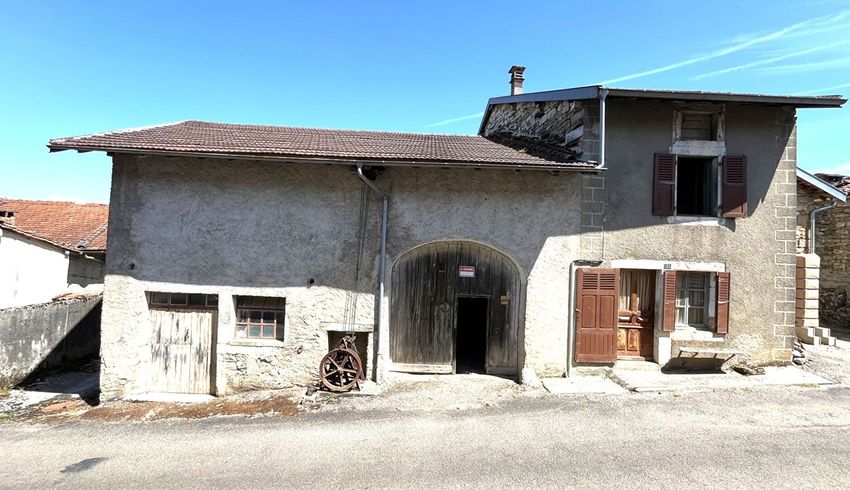 Image Façade à  maison individuelle de Montlainsia