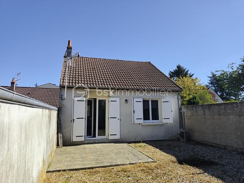 Image Façade à  maison mitoyenne de Gien