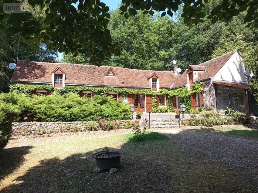 Image Façade à  maison individuelle de Luzillé