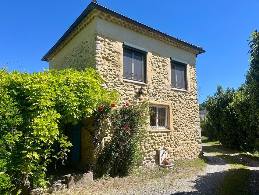 Image Façade à  maison individuelle de Sisteron