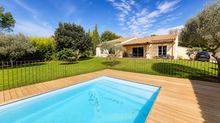 Image Piscine à  maison individuelle de Piolenc
