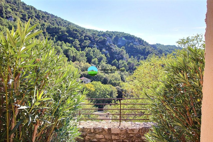 Image Vue à  maison mitoyenne de Basse-Terre
