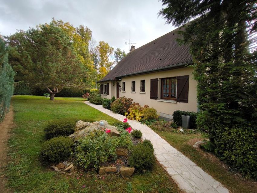 Image Façade à  propriété agricole de Château-Thierry