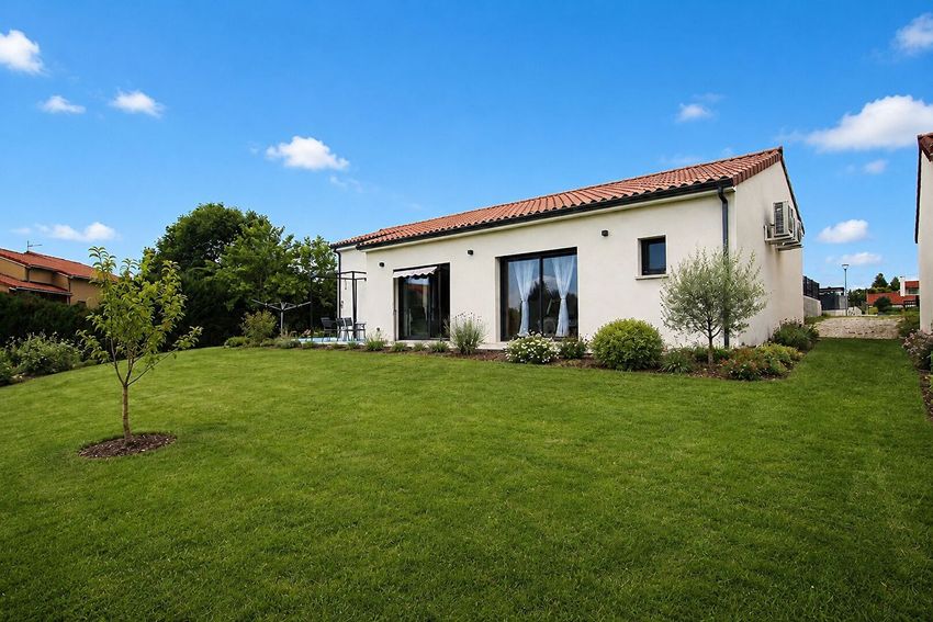 Image Façade à  maison individuelle de Saint-Cyr