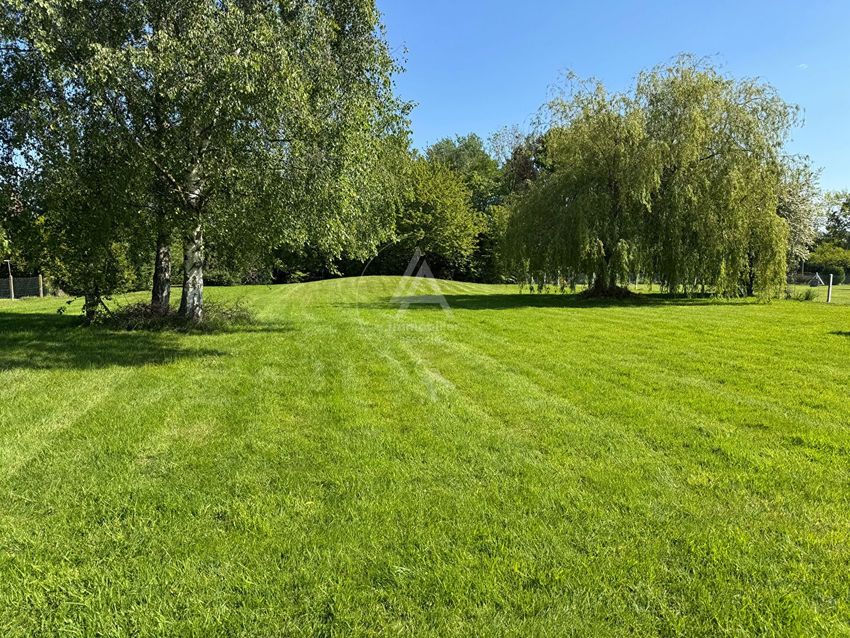 Image de terrain à Saint-Étienne-l'Allier