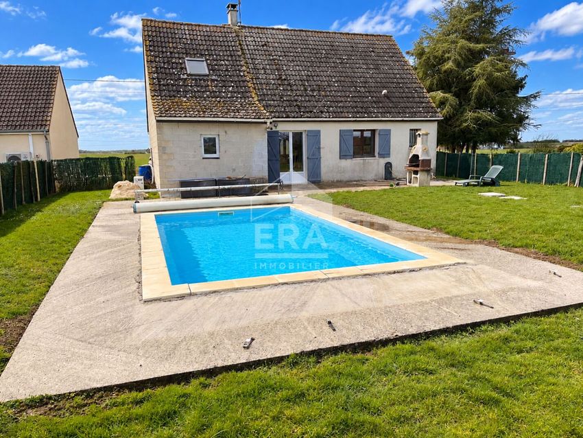 Image Piscine à  maison individuelle de Rampillon