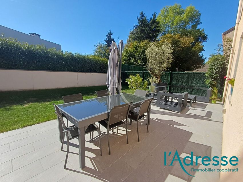 Image Terrasse à  maison individuelle de Champs-sur-Marne