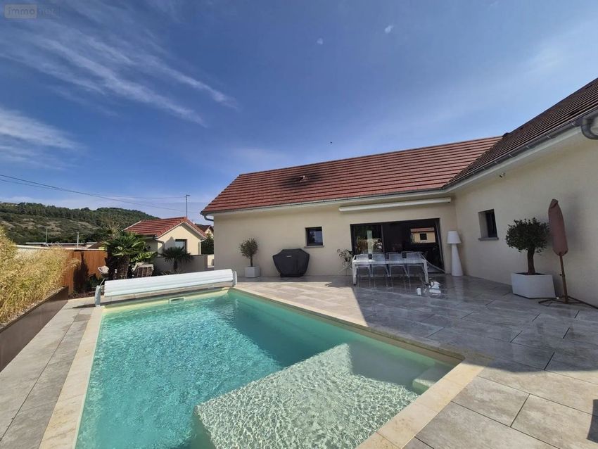 Image Piscine à  maison individuelle de Ornans